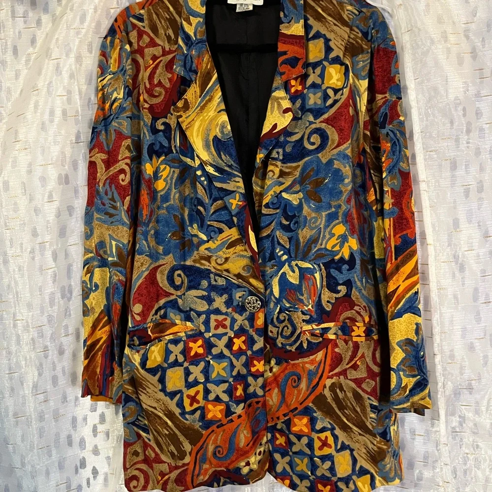 Intriguing Threads Colorful Fall blazer size M
W8 - Picture 3 of 7